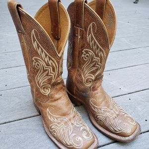 Justin women's bent rail llano boots size 6B